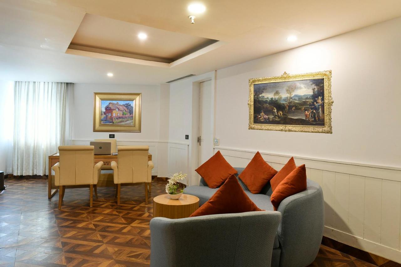 Pal Heights Mantra Hotel Bhubaneswar Buitenkant foto