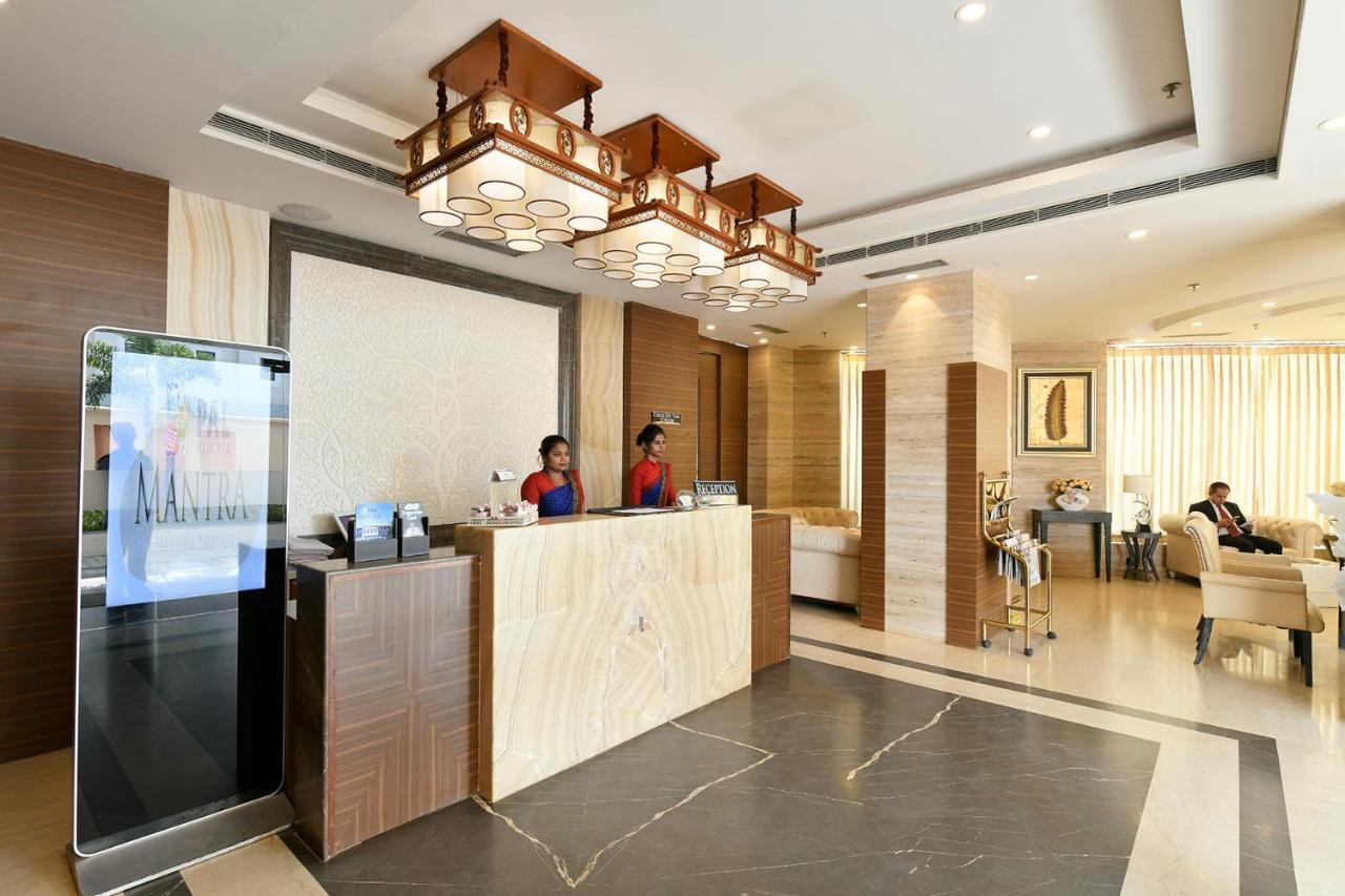 Pal Heights Mantra Hotel Bhubaneswar Buitenkant foto