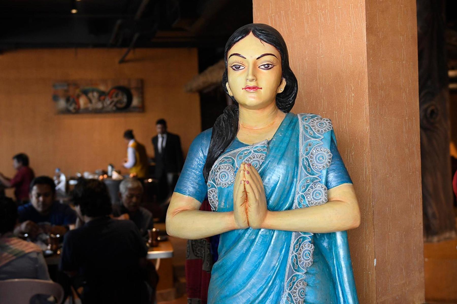 Pal Heights Mantra Hotel Bhubaneswar Buitenkant foto