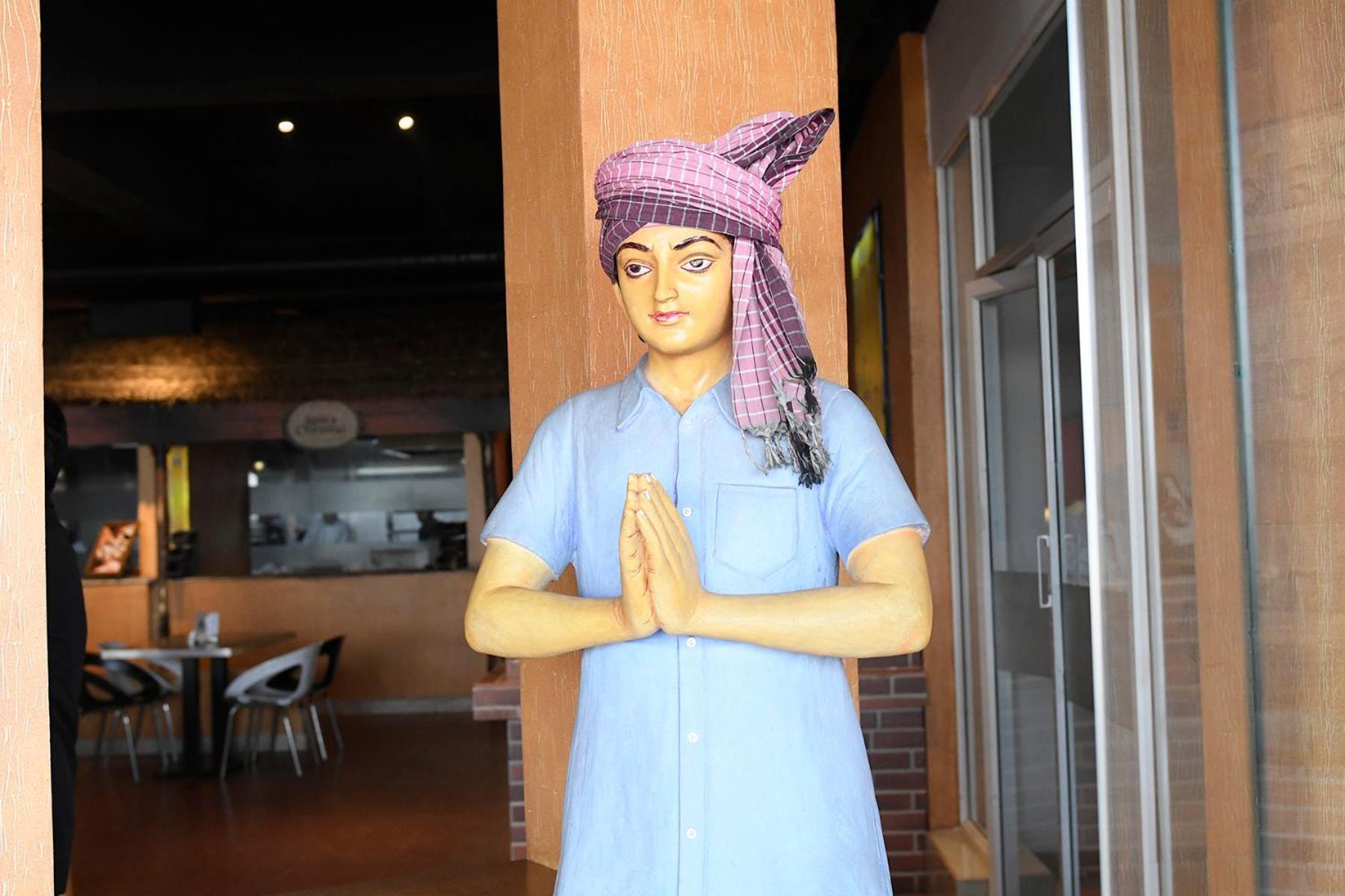 Pal Heights Mantra Hotel Bhubaneswar Buitenkant foto