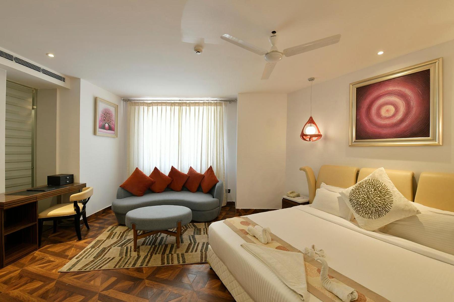 Pal Heights Mantra Hotel Bhubaneswar Buitenkant foto