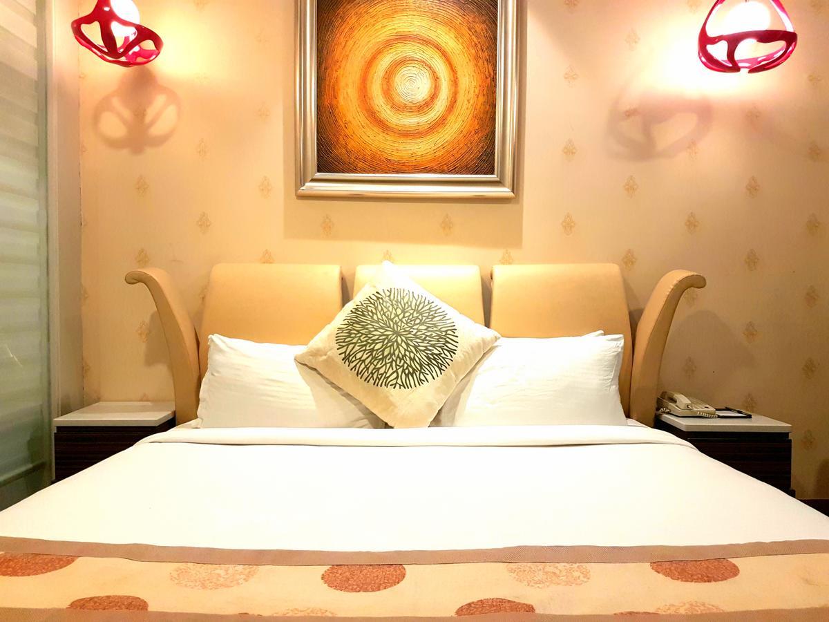 Pal Heights Mantra Hotel Bhubaneswar Buitenkant foto